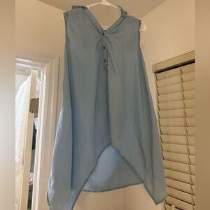 Saks fifth ave size xs blue button up tank
